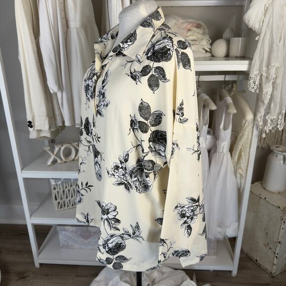 Studio 1886 women’s light weight floral plus size 3X blouse #3604 - Picture 7 of 7